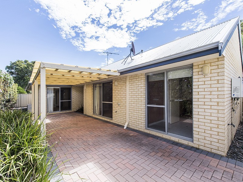 6 Mallee Close, Wannanup WA 6210