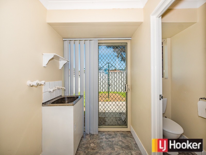 2 Kilmeny Loop, Warnbro WA 6169