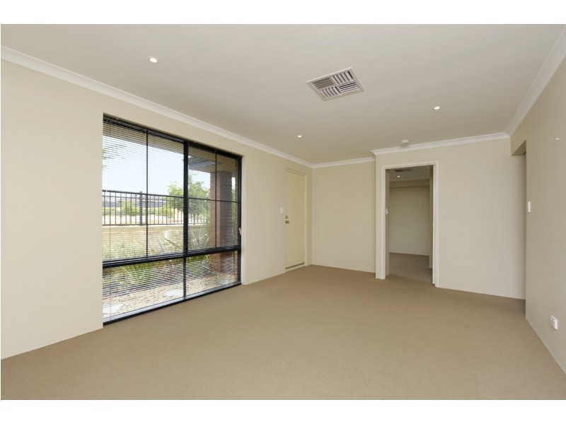 19 Boobook Lane, Baldivis WA 6171