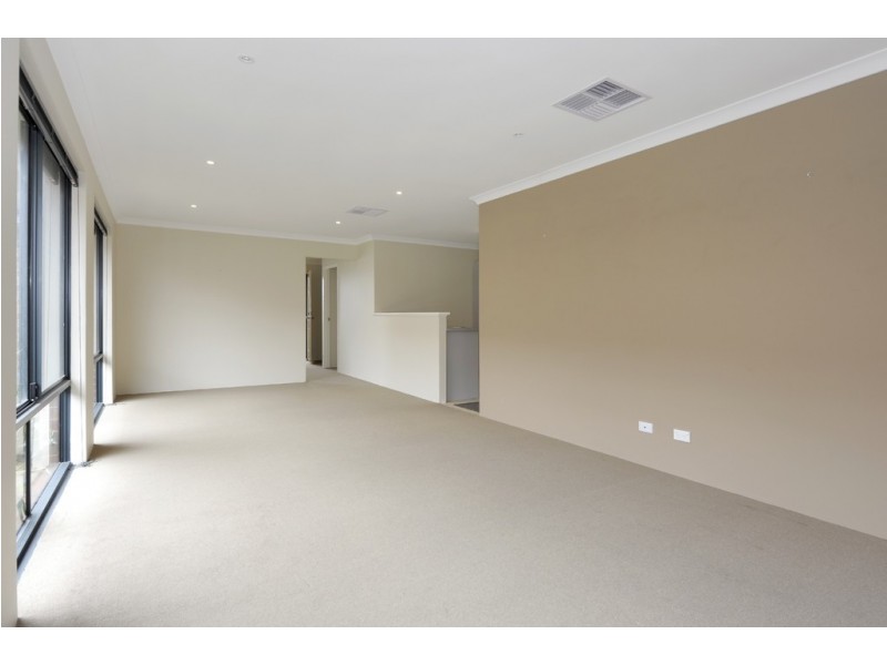 19 Boobook Lane, Baldivis WA 6171
