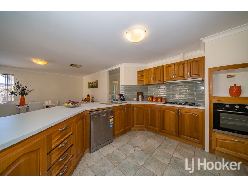 4 Porto Novo Mews, Secret Harbour WA 6173