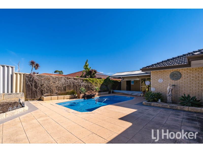 4 Porto Novo Mews, Secret Harbour WA 6173