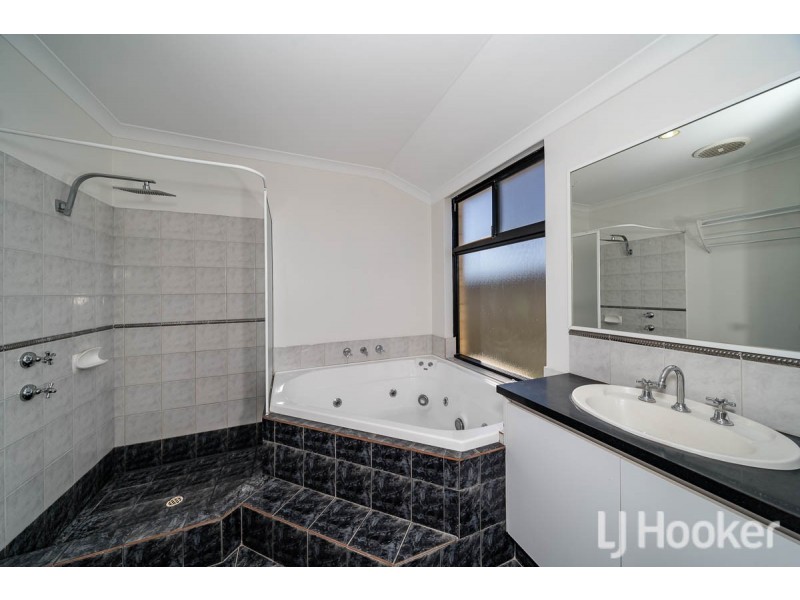 31 Boyle Avenue, Rockingham WA 6168