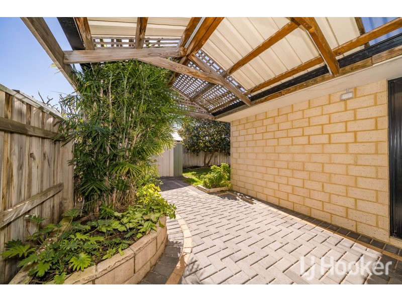 31 Boyle Avenue, Rockingham WA 6168