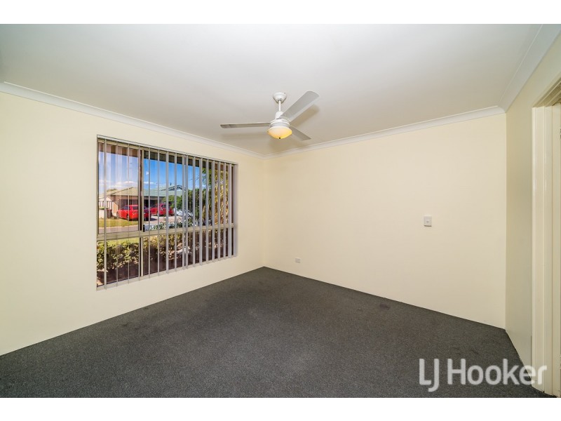 11 Clipperton Court, Waikiki WA 6169