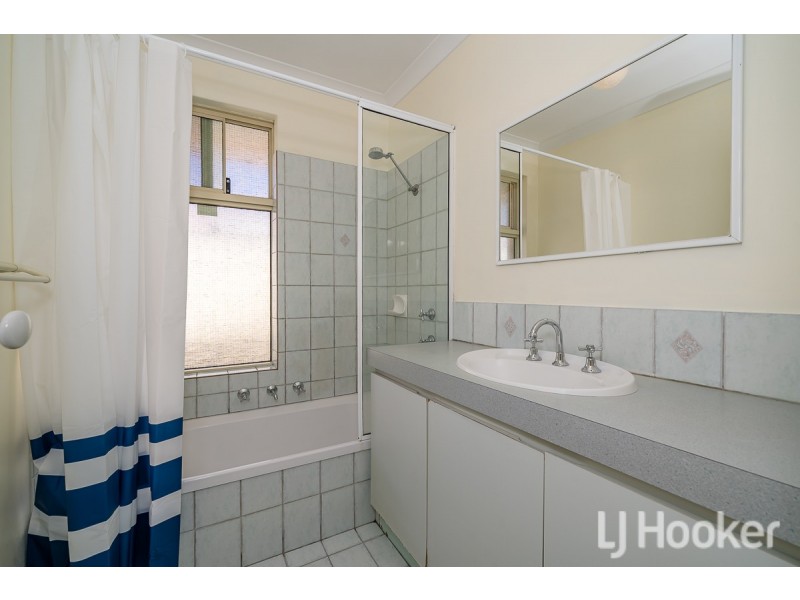 11 Clipperton Court, Waikiki WA 6169