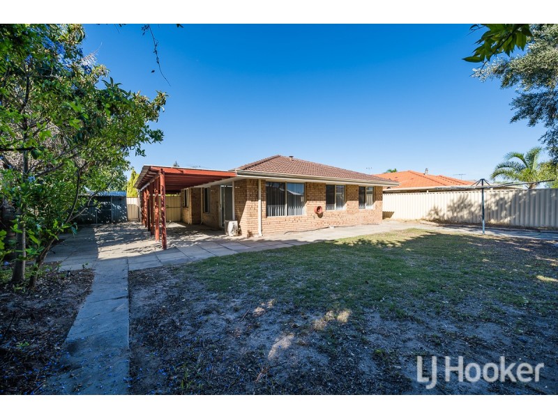 11 Clipperton Court, Waikiki WA 6169