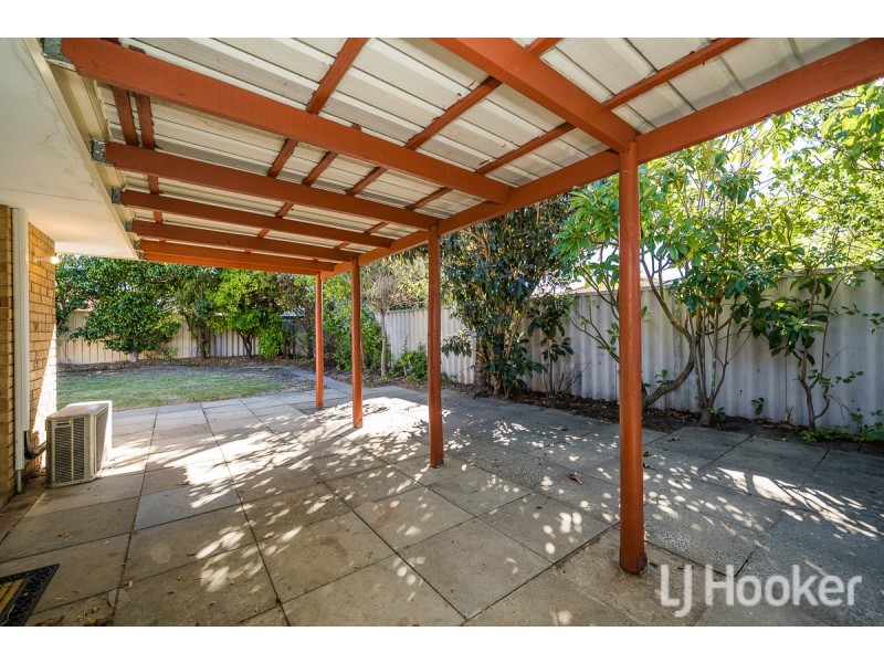 11 Clipperton Court, Waikiki WA 6169