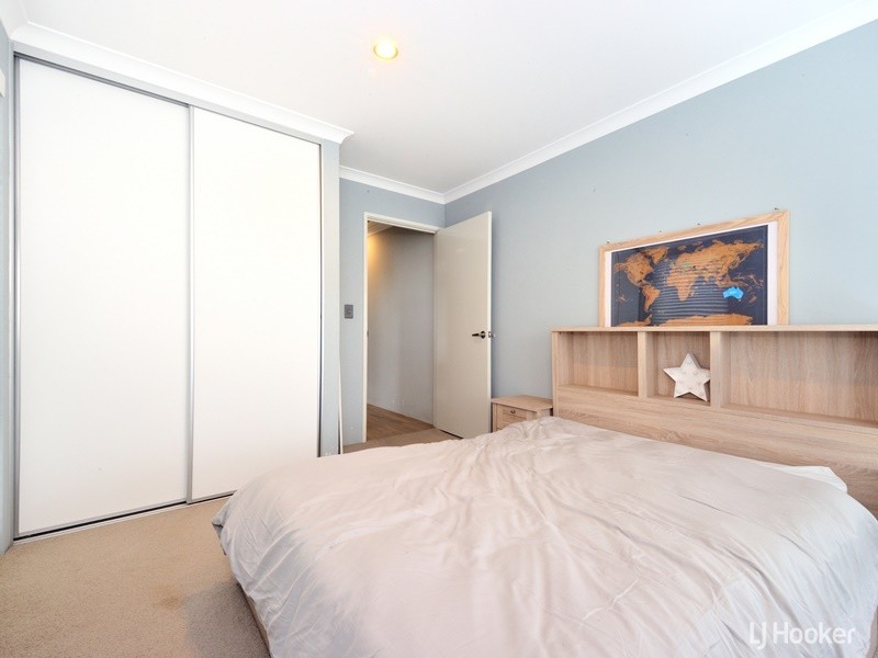 9 Tallering Way, Golden Bay WA 6174