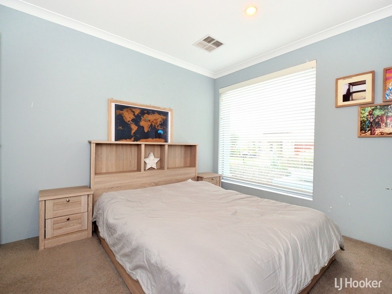 9 Tallering Way, Golden Bay WA 6174