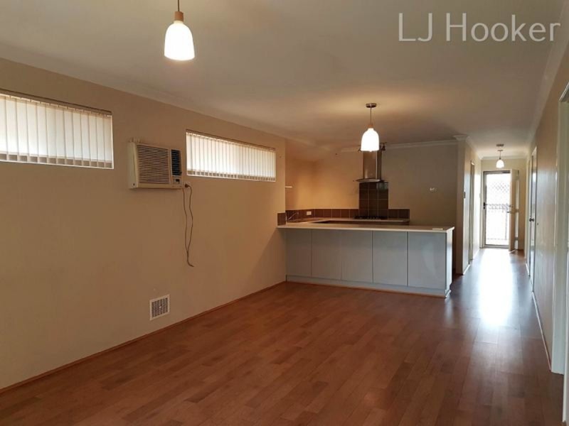 43 Silverline Bend, Bertram WA 6167