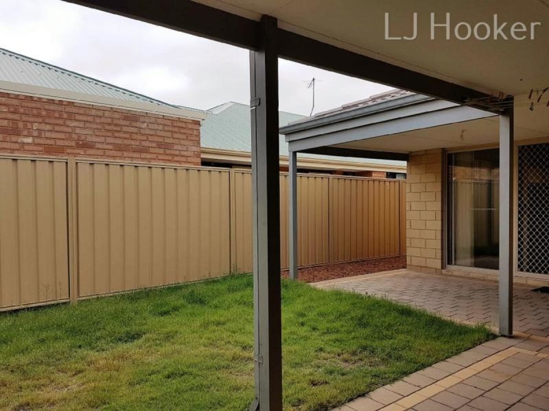 43 Silverline Bend, Bertram WA 6167