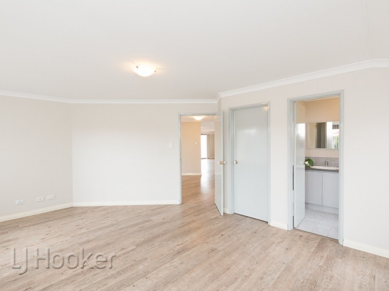 22 Alicante Mews, Secret Harbour WA 6173