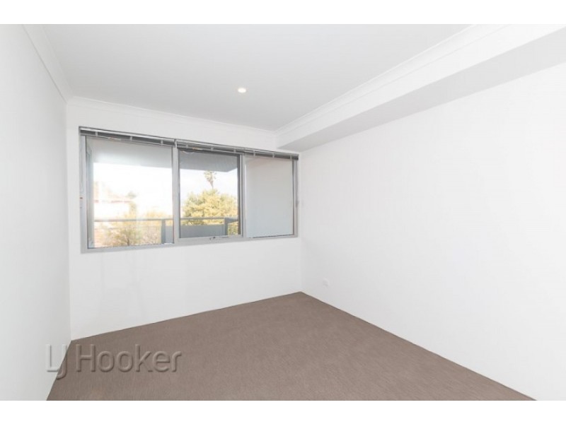 7/102 Kent Street, Rockingham WA 6168
