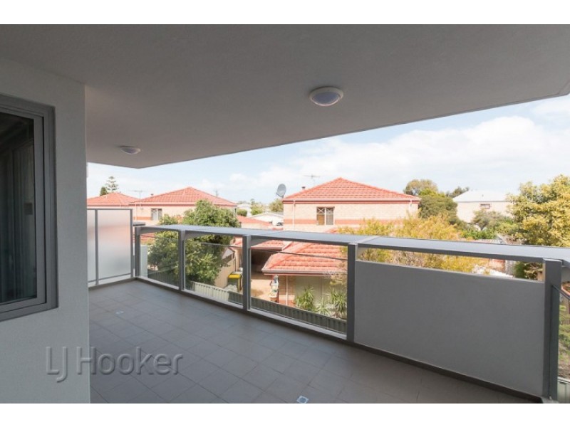 7/102 Kent Street, Rockingham WA 6168