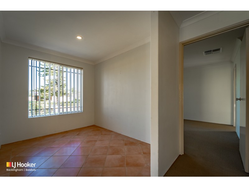 24 Grand Ocean Boulevard, Port Kennedy WA 6172