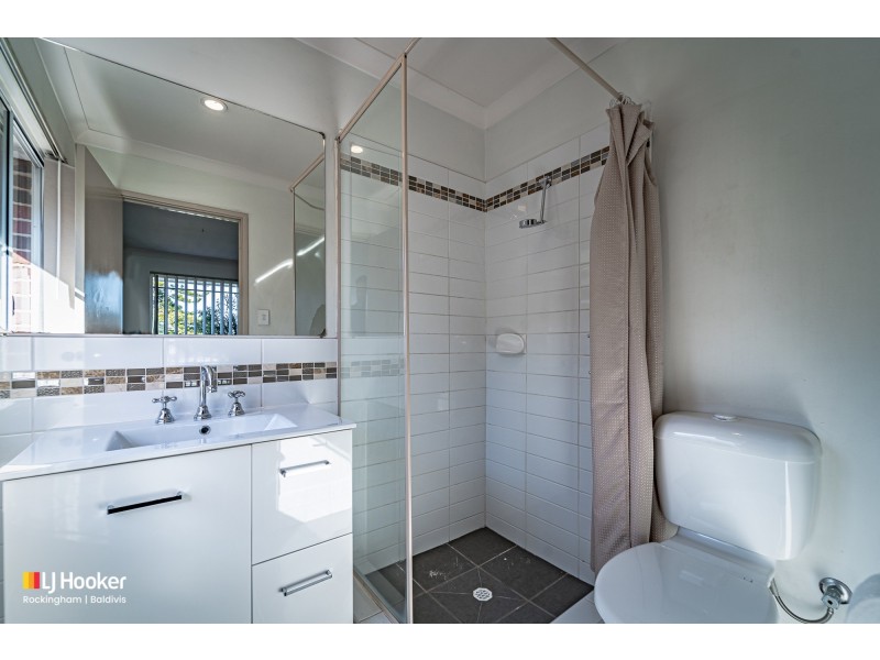 24 Grand Ocean Boulevard, Port Kennedy WA 6172