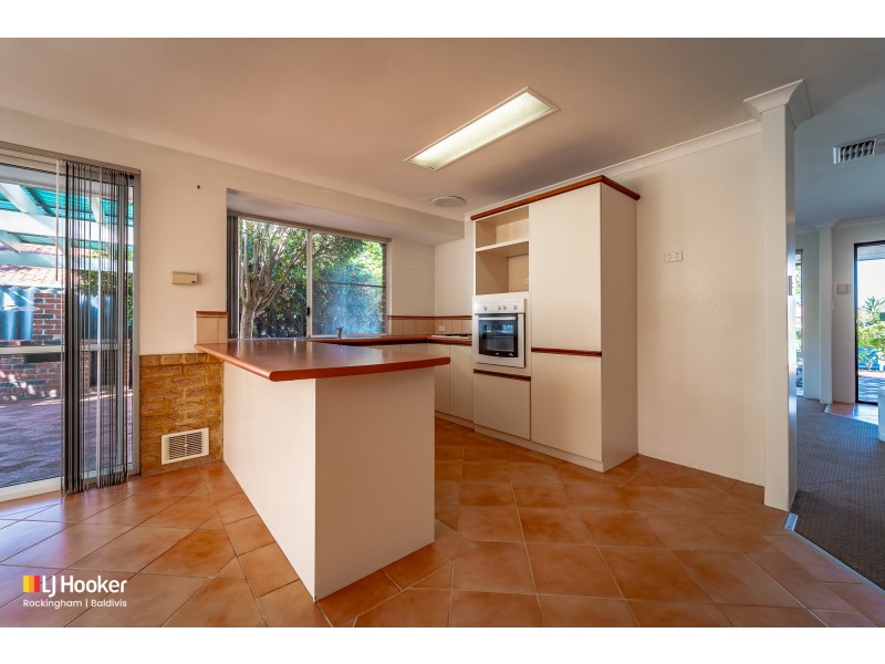24 Grand Ocean Boulevard, Port Kennedy WA 6172