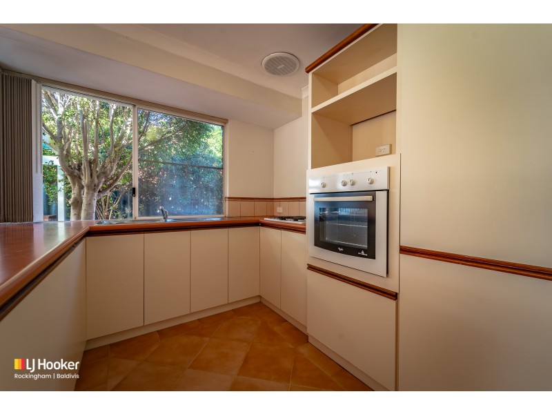 24 Grand Ocean Boulevard, Port Kennedy WA 6172