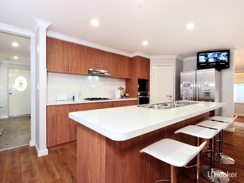 84 Pimento Circle, Port Kennedy WA 6172