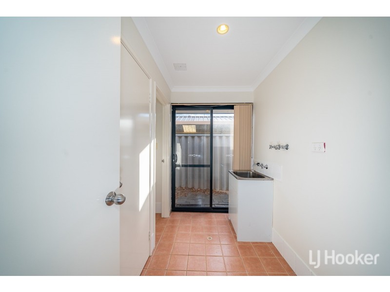 6 Montoro Drive, Port Kennedy WA 6172