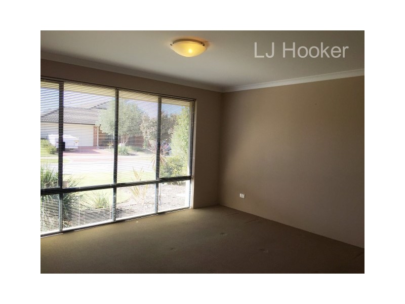 6 Freshwater Way, Secret Harbour WA 6173