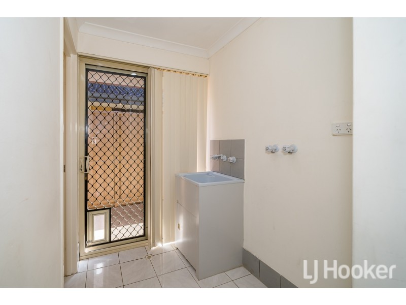 6 Mulloway Place, Warnbro WA 6169