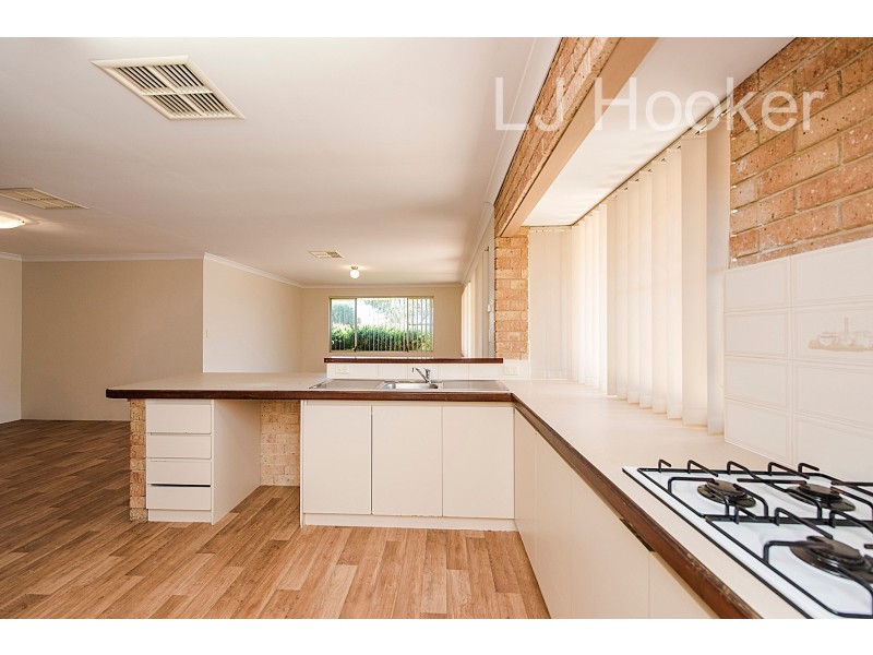 13 Sabot Avenue, Waikiki WA 6169