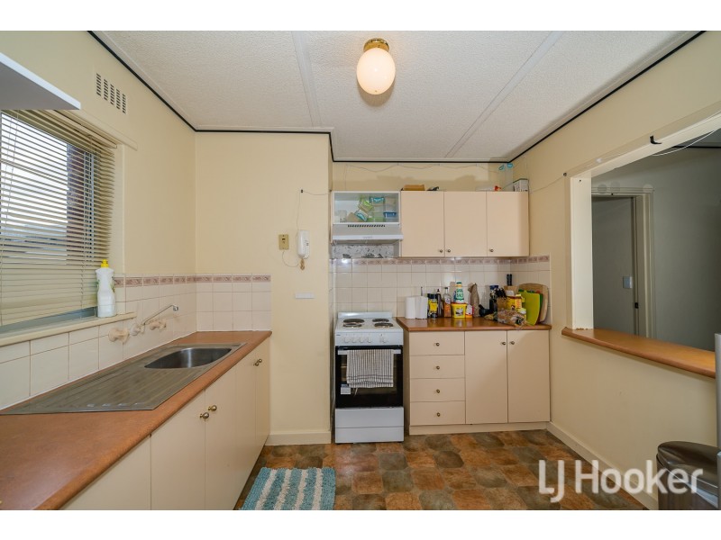 16/10 Prescott Place, Orelia WA 6167