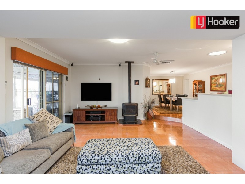 98 Murdoch Drive, Singleton WA 6175