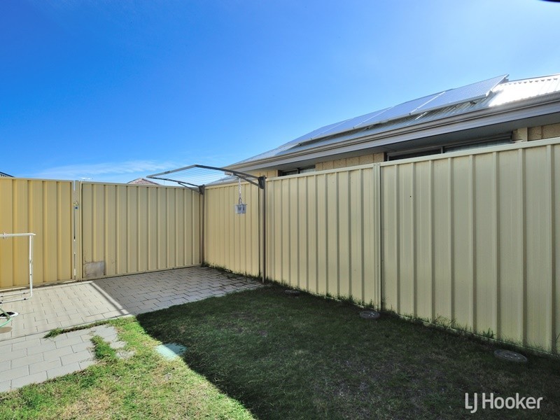 1 Lamboo Lane, Golden Bay WA 6174