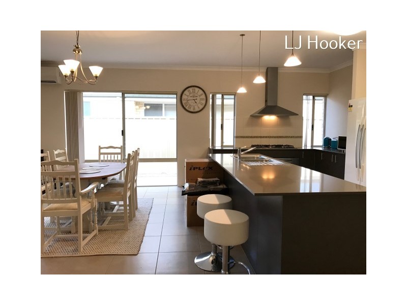 14 Blackshear Green, Secret Harbour WA 6173