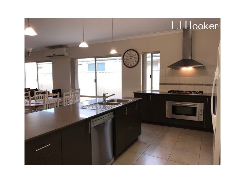 14 Blackshear Green, Secret Harbour WA 6173