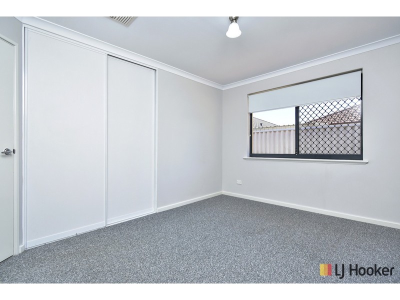 36 Brindabella Avenue, Rockingham WA 6168