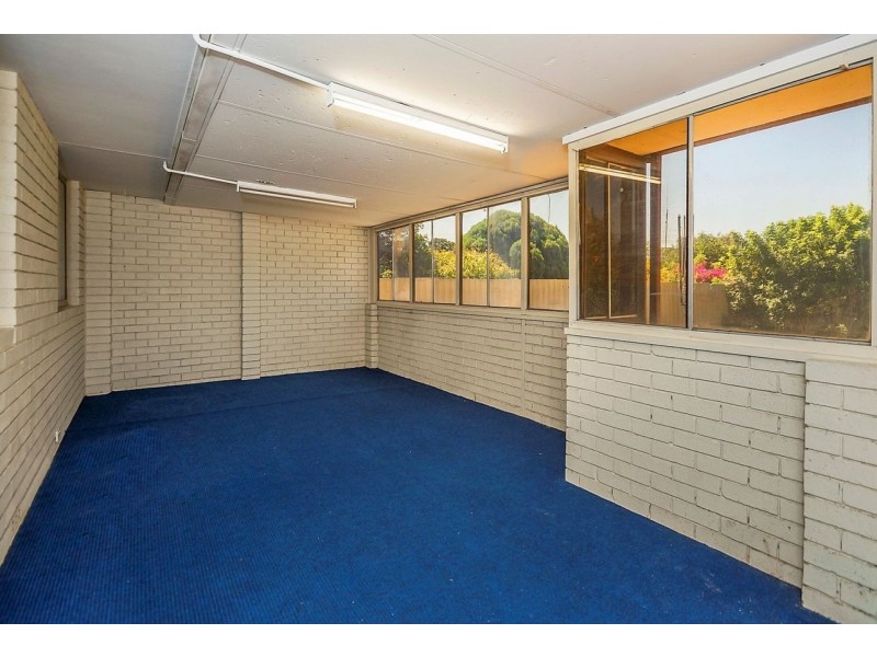 6 Tulley Court, Rockingham WA 6168