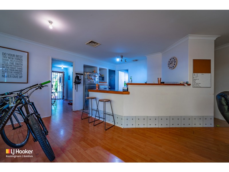 7 Sarah Ann Crescent, Warnbro WA 6169