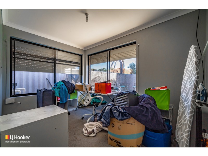 7 Sarah Ann Crescent, Warnbro WA 6169