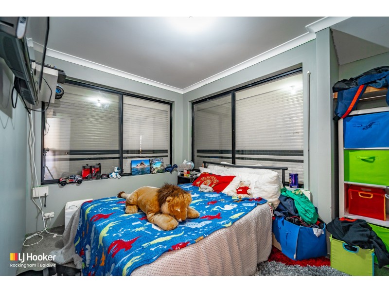 7 Sarah Ann Crescent, Warnbro WA 6169