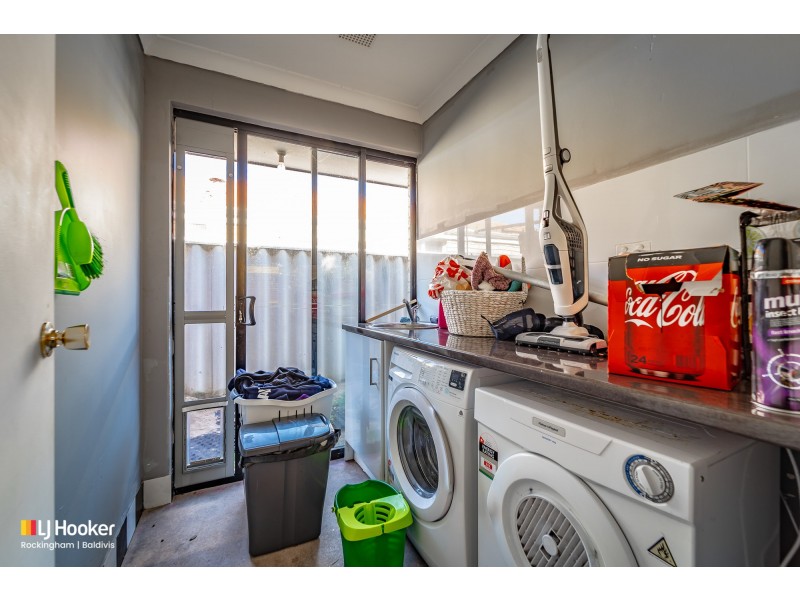 7 Sarah Ann Crescent, Warnbro WA 6169