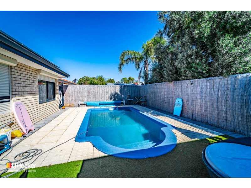 7 Sarah Ann Crescent, Warnbro WA 6169