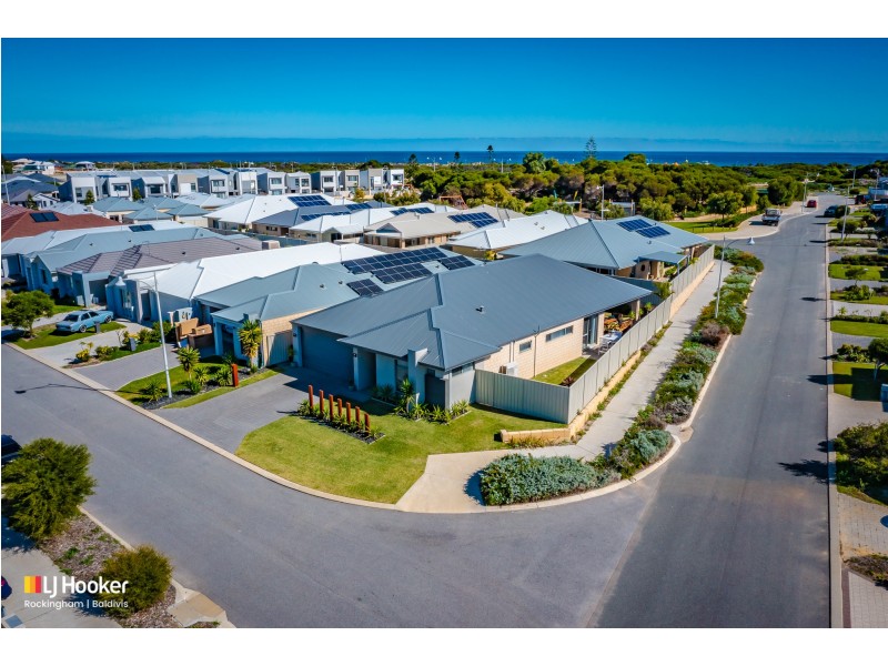 15 Warriedar Way, Golden Bay WA 6174