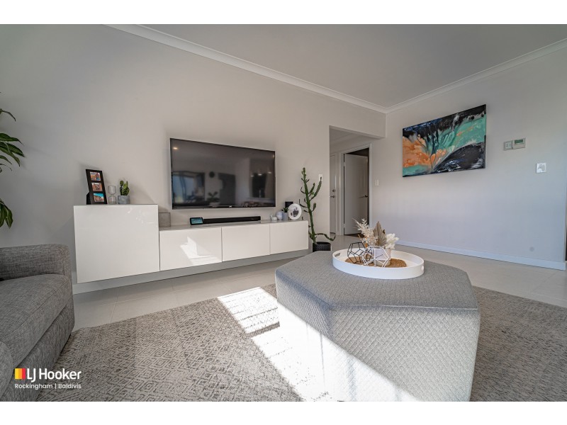 15 Warriedar Way, Golden Bay WA 6174