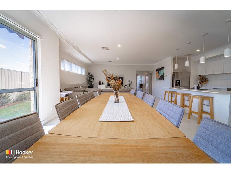 15 Warriedar Way, Golden Bay WA 6174