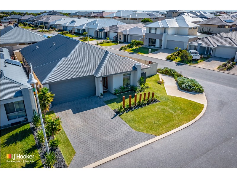 15 Warriedar Way, Golden Bay WA 6174