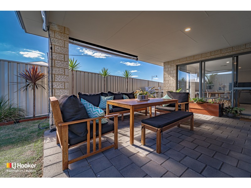 15 Warriedar Way, Golden Bay WA 6174