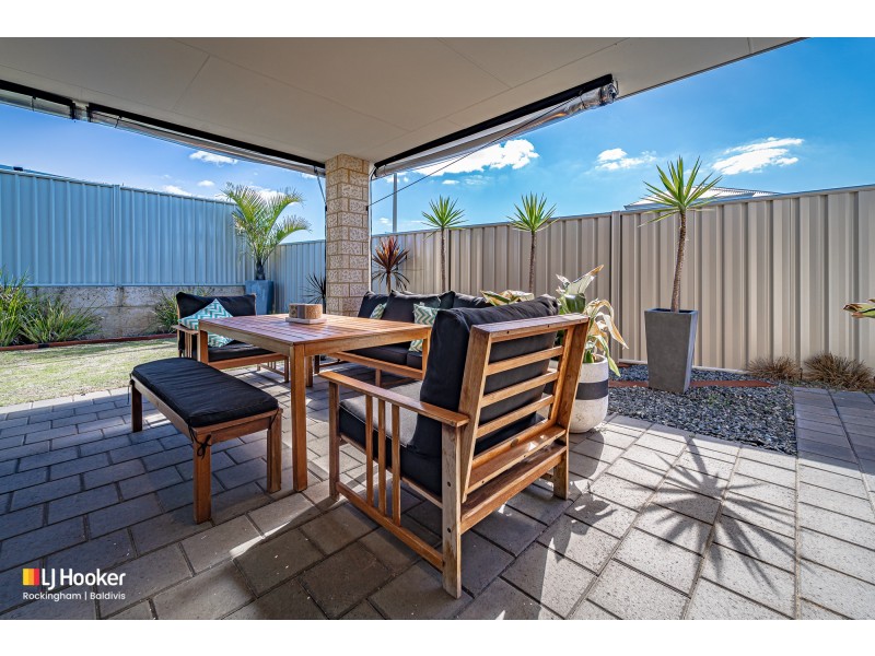 15 Warriedar Way, Golden Bay WA 6174