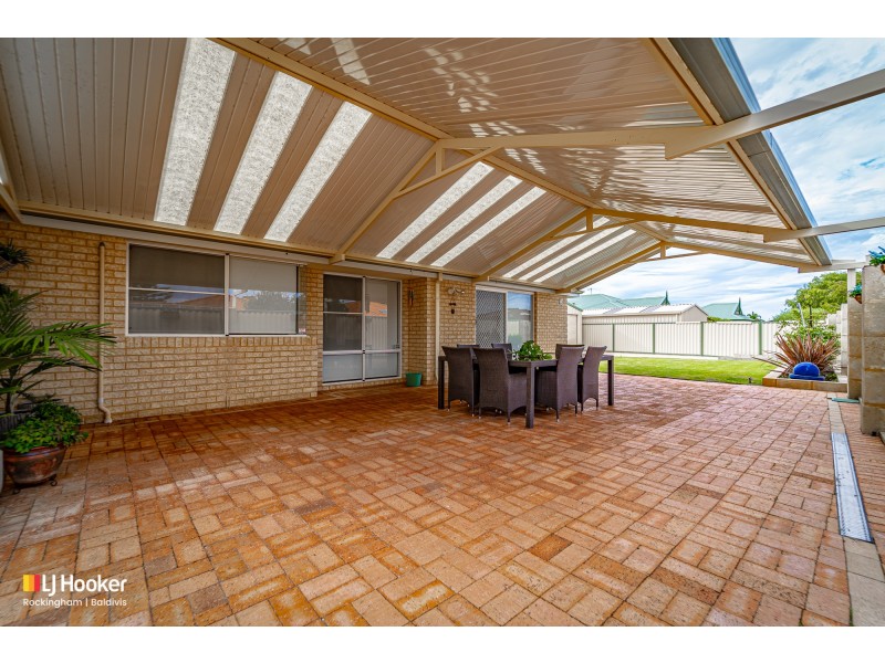 15 Zedora Loop, Port Kennedy WA 6172