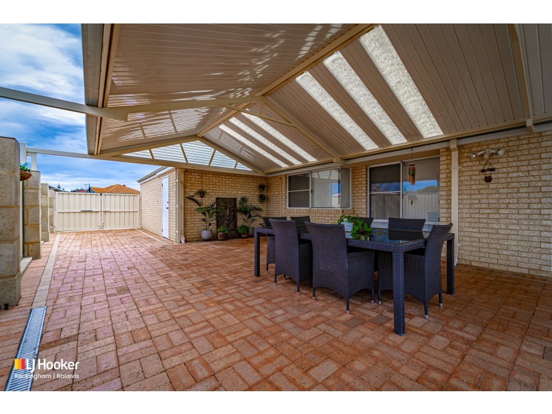 15 Zedora Loop, Port Kennedy WA 6172