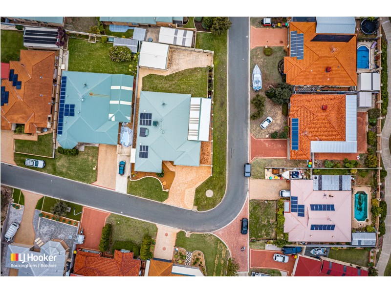 15 Zedora Loop, Port Kennedy WA 6172