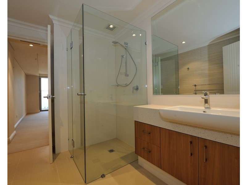 6/3 Rockingham Beach Road, Rockingham WA 6168